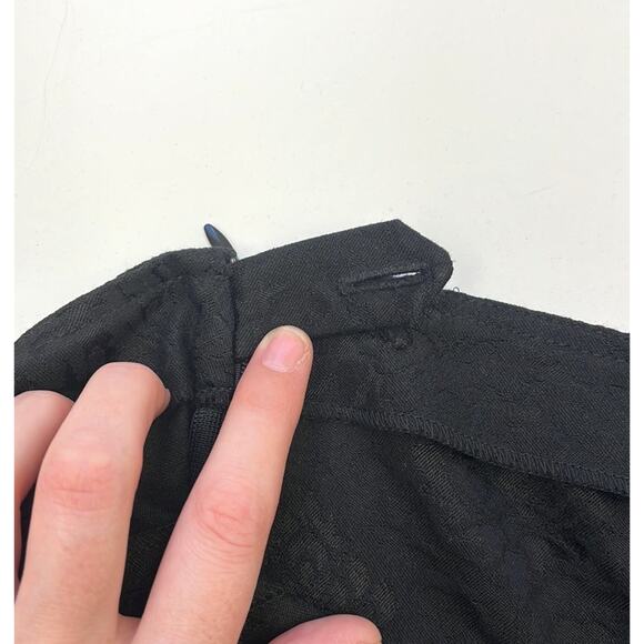 ST. JOHN Damask Floral Embossed Print Cigarette Slim Pant Vent Hem - Size 10* - Picture 8 of 15